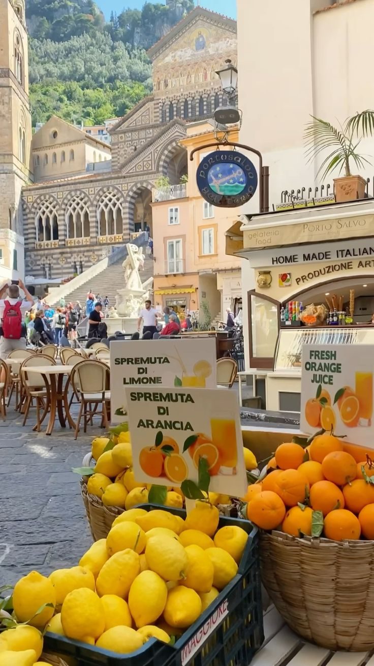 Le marché du matin · la matière avant la table