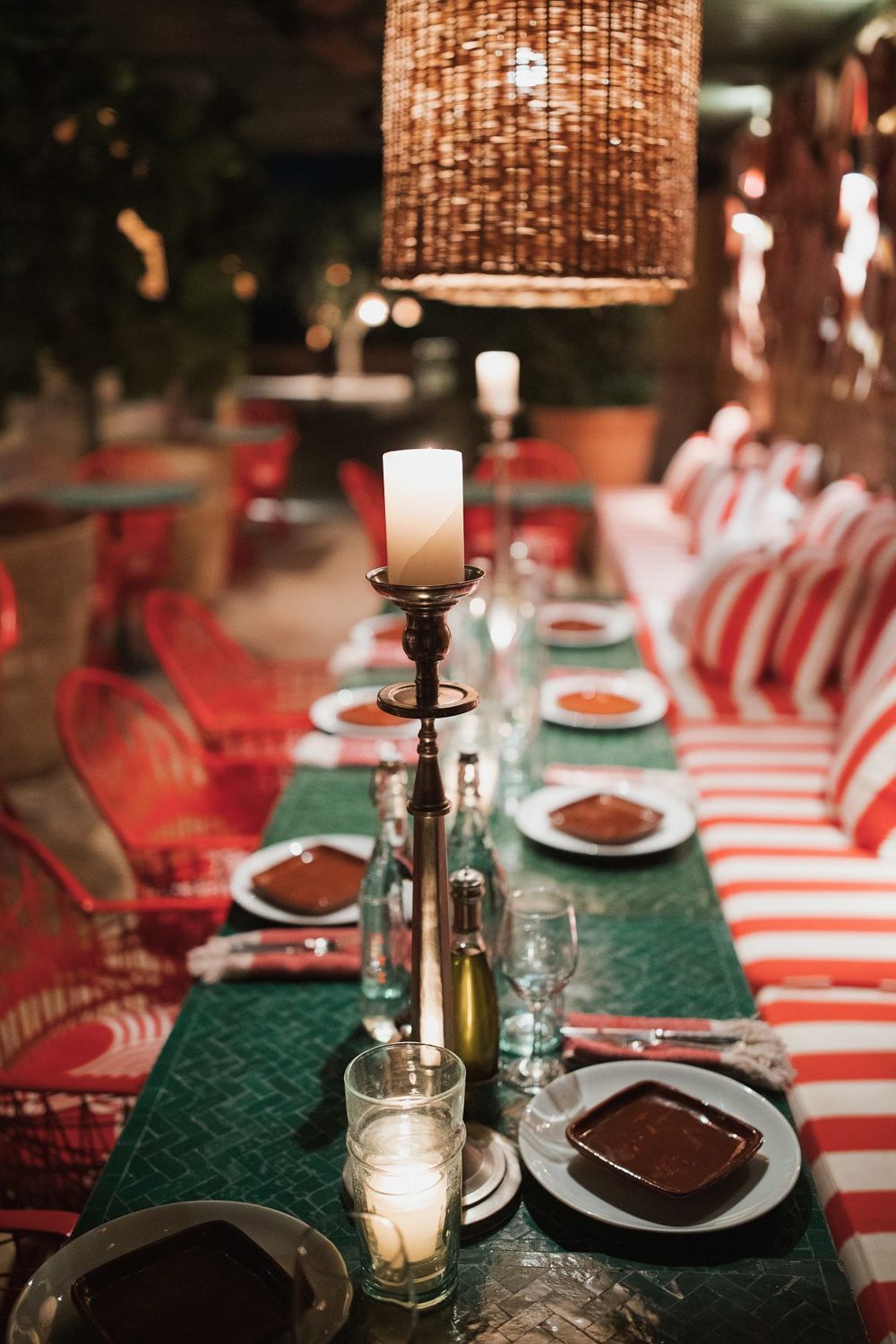 El Fenn · Marrakech, table de zellige vert · Photographie fournie